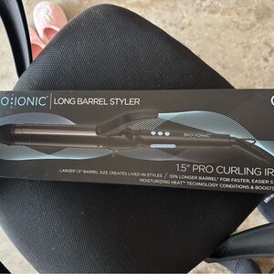 Bio Ionic Black Long Barrel Curling Iron
